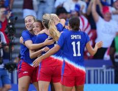 米兰体育-巴西国家女足队全力备战下一场比赛，决意斗志昂扬