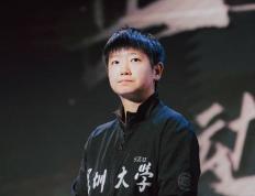 米兰体育-瑞士队队长斗志高昂，狂欢赛场