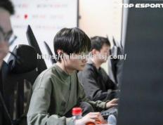 米兰体育-战队在主场比赛中全力以赴，击溃对手