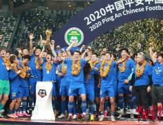 米兰体育-苏宁主帅赞扬球队配合，望冲击冠军
