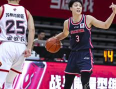 米兰体育-强弱对决从未停歇，上赛季争霸之战仍在进行