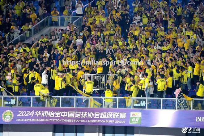 米兰体育-上港惨败，亚冠主场四连败！韩国球队3-0击败中国球队，出线形势岌岌可危